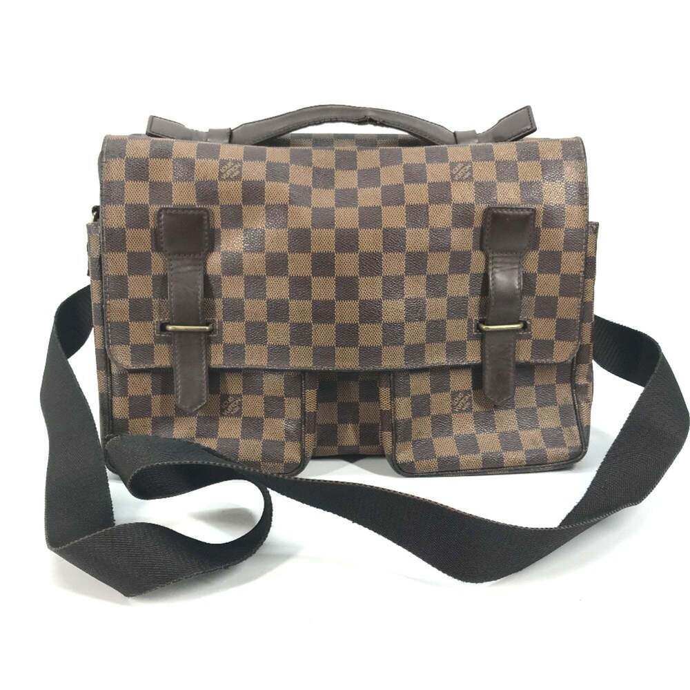 LOUIS VUITTON Brown Damier Canvas Messenger Shoulder Bag